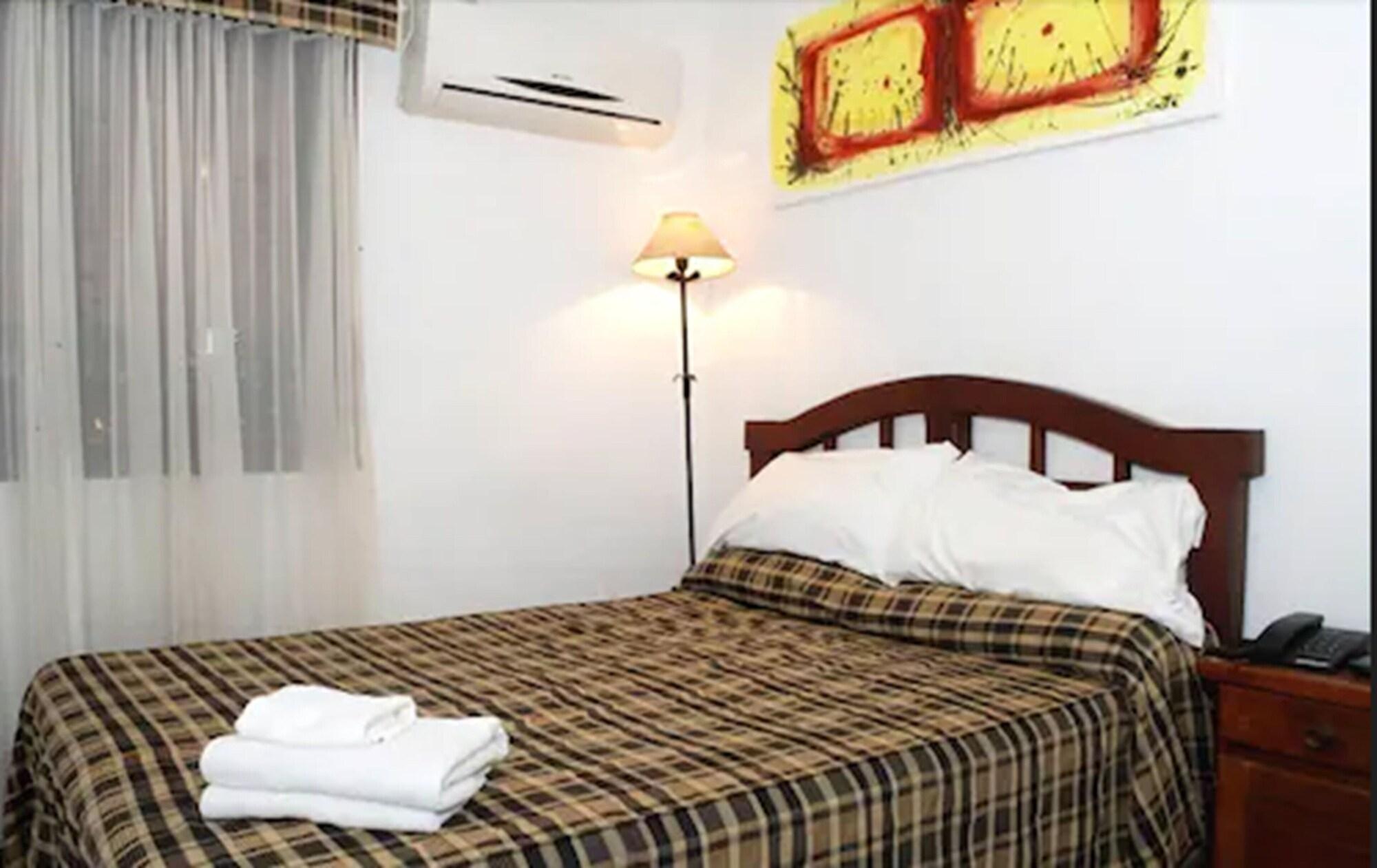 Laerte Hotel Mendoza Zewnętrze zdjęcie